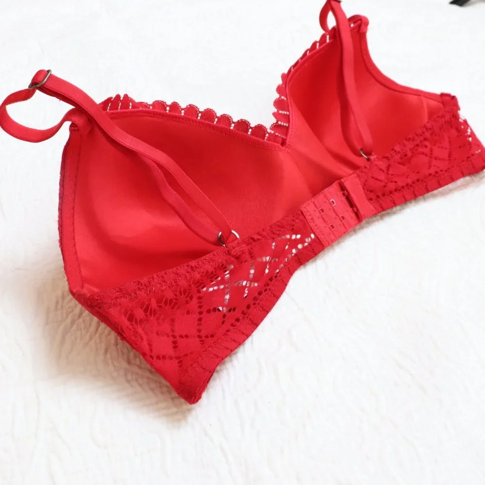 Lucky Brand | Red Lace Bra Size 36C Wireless, Lightly Padded - Picture 7 of 10